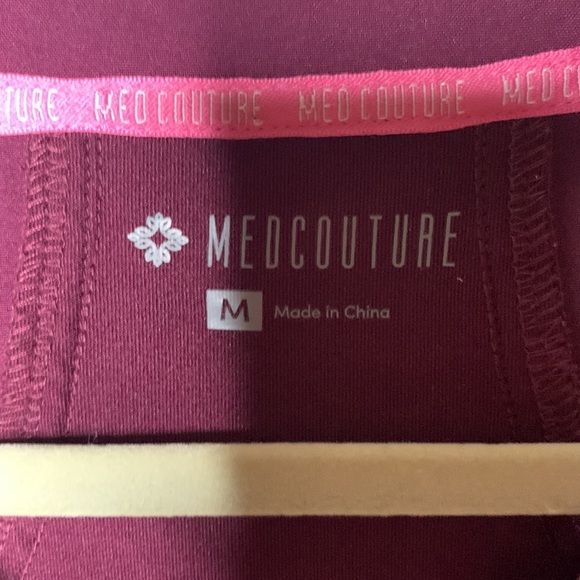 Med Couture Womens 8579 Racerback Shirttail V-Neck Scrub Top - Picture 5 of 9